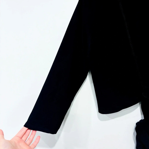 🌼 NWOT  🌼 LAIT DE POULE Black wrap top - Picture 5 of 8